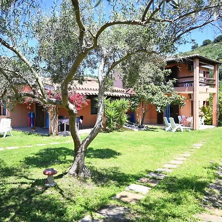 Due Matrimoniali Vicino Al Mare Di Apartamento *